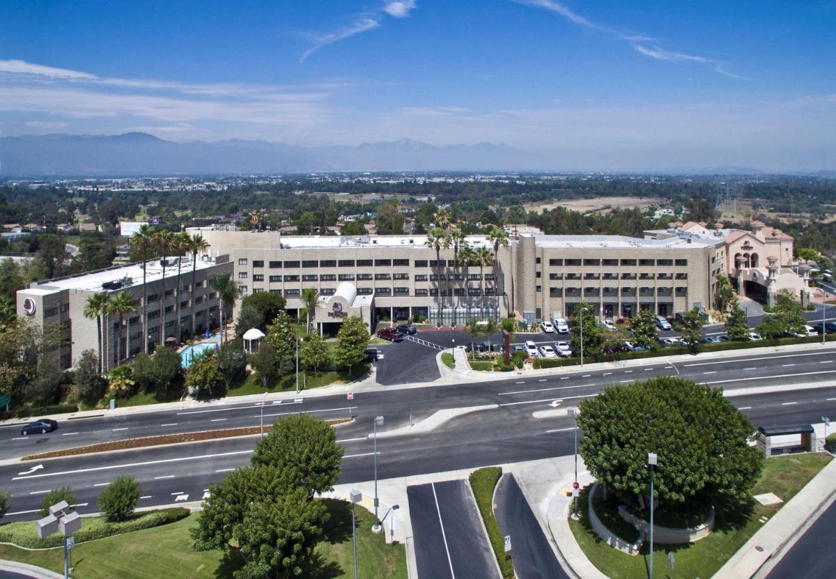 DoubleTree by Hilton Rosemead - main image