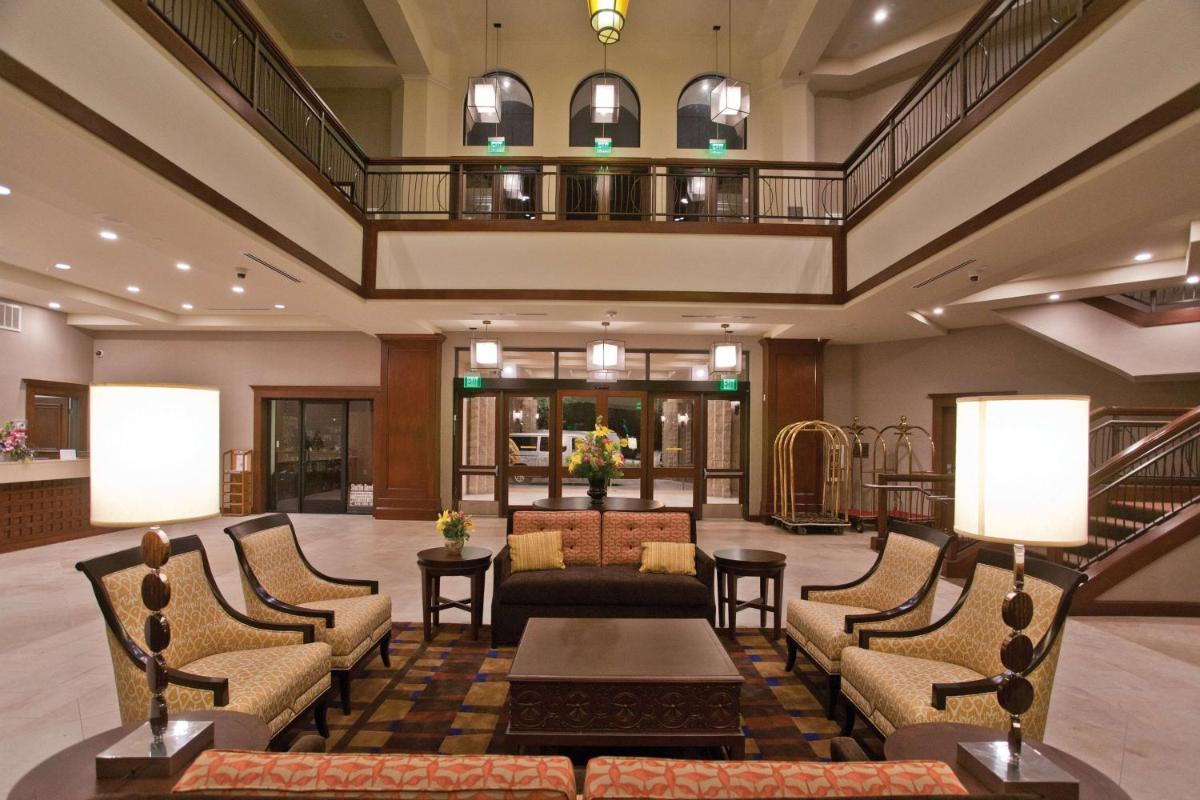 DoubleTree by Hilton Rosemead - image 3