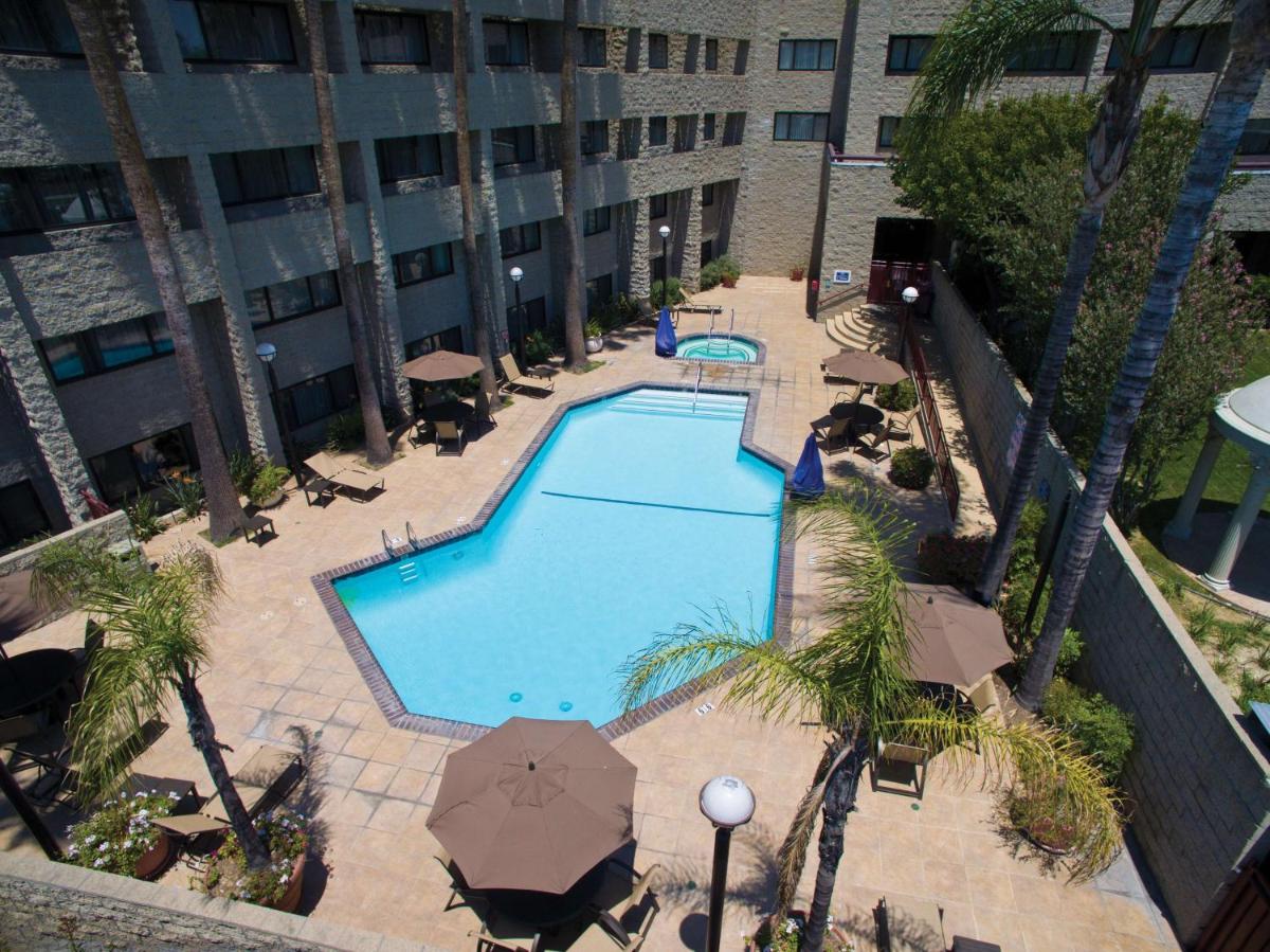 DoubleTree by Hilton Rosemead - image 5