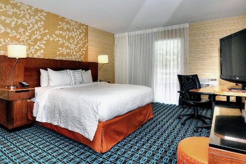 Fairfield Inn & Suites by Marriott Los Angeles Rosemead - image 10