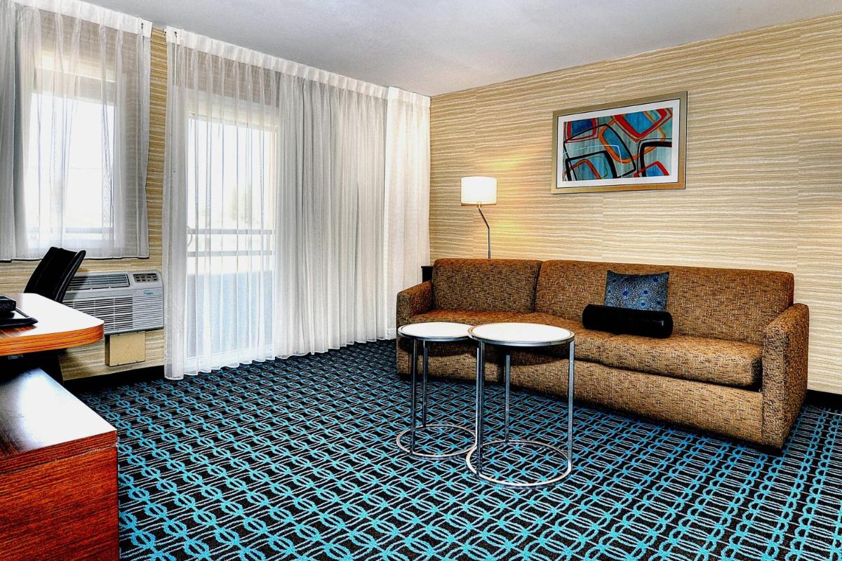 Fairfield Inn & Suites by Marriott Los Angeles Rosemead - image 4
