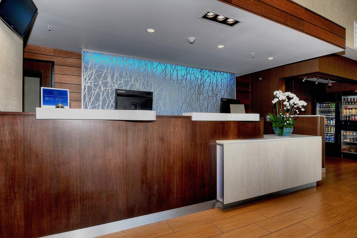 Fairfield Inn & Suites by Marriott Los Angeles Rosemead - image 5
