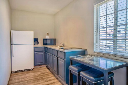 Travelodge by Wyndham Rosemead - image 21