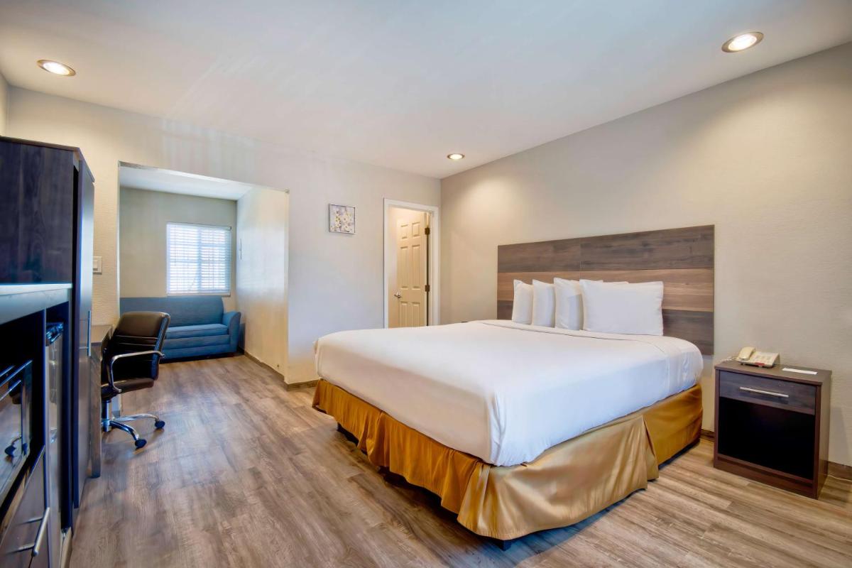 Travelodge by Wyndham Rosemead - image 5