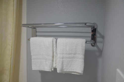 Travelers Inn - image 15