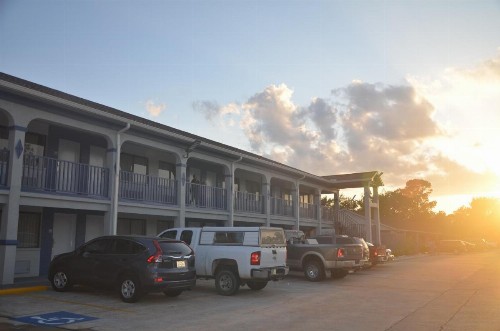 Travelers Inn - image 30