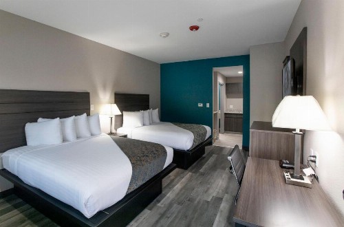 Express Inn - image 18