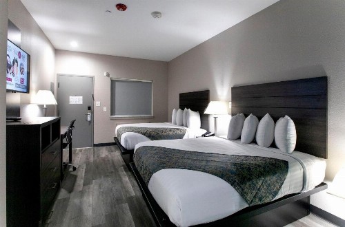 Express Inn - image 3