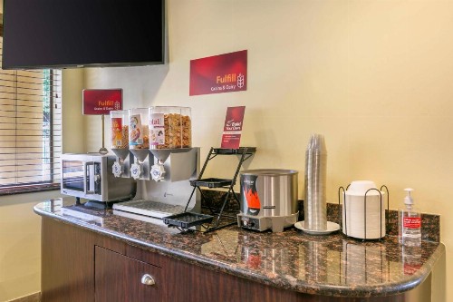 Best Western Plus Orchid Hotel & Suites - image 19