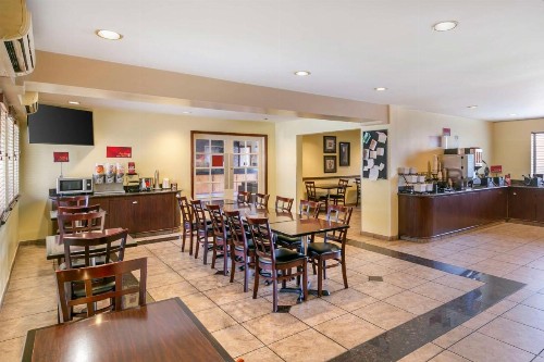Best Western Plus Orchid Hotel & Suites - image 22