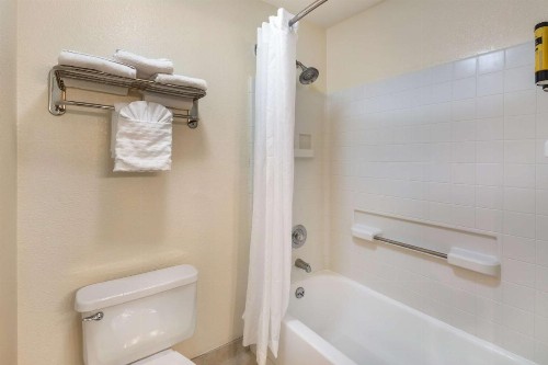 Best Western Plus Orchid Hotel & Suites - image 35