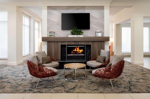 Hilton Garden Inn Roseville - image 15