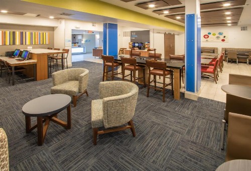 Holiday Inn Express Hotel & Suites Roseville - Galleria Area an IHG Hotel - image 41