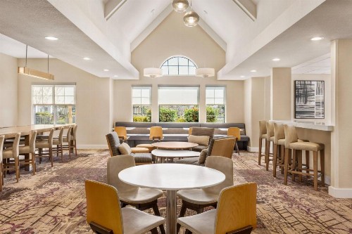 Residence Inn by Marriott Roseville - image 19