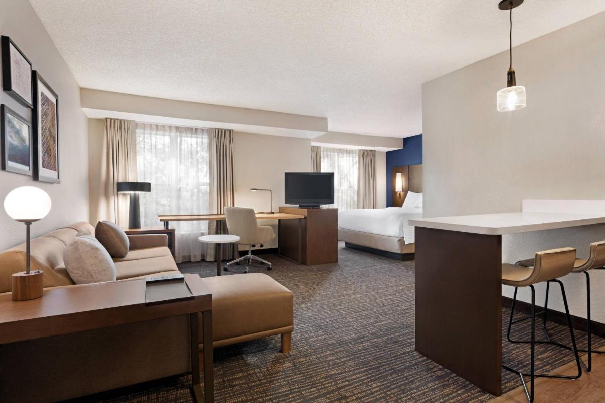 Residence Inn by Marriott Roseville - image 7