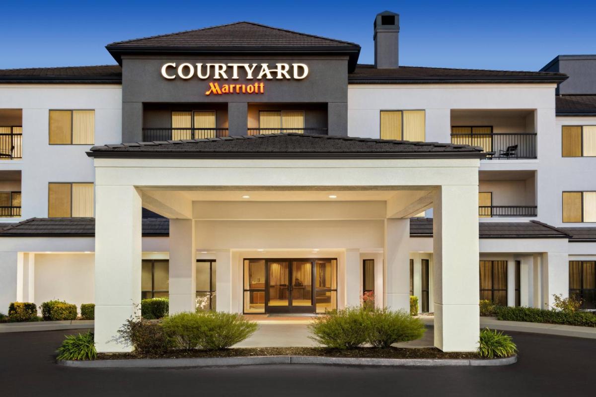 Courtyard by Marriott Roseville - main image