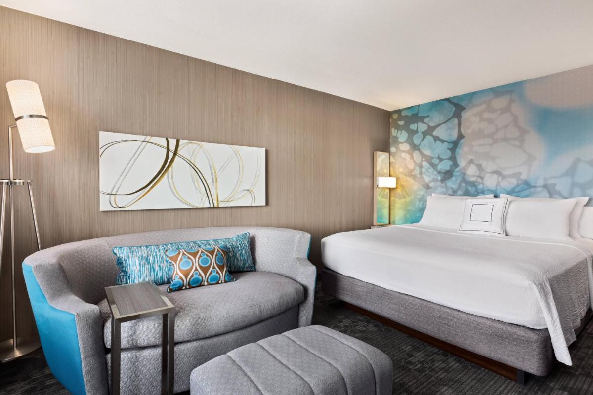 Courtyard by Marriott Roseville - image 4