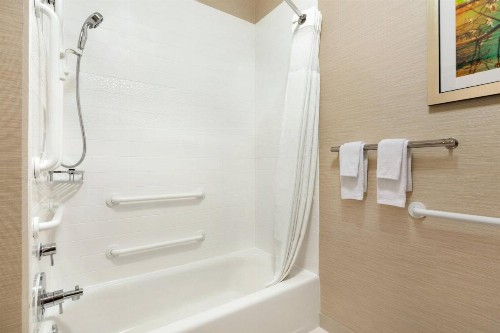 Fairfield Inn Roseville - image 4