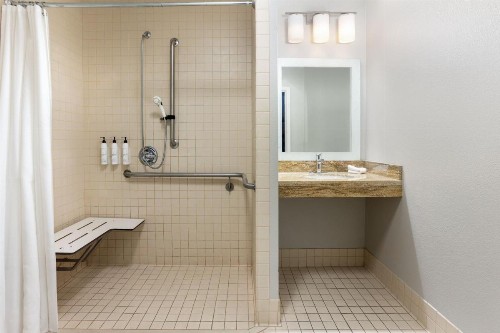 TownePlace Suites by Marriott Sacramento Roseville - image 20