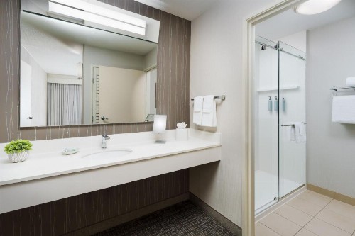 Courtyard by Marriott Roseville Galleria Mall/Creekside Ridge Drive - image 44
