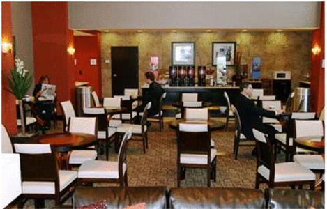 Hampton Inn And Suites Roseville - image 3