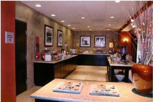 Hampton Inn And Suites Roseville - image 5