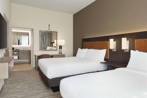 Embassy Suites by Hilton Round Rock - image 47