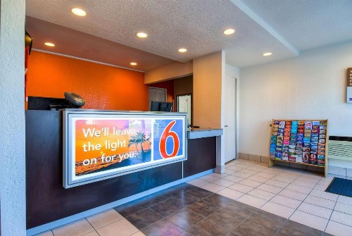 Motel 6-Rowland Heights CA - Los Angeles - Pomona - image 23
