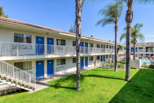 Motel 6-Rowland Heights CA - Los Angeles - Pomona - image 6