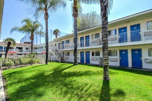 Motel 6-Rowland Heights CA - Los Angeles - Pomona - image 7
