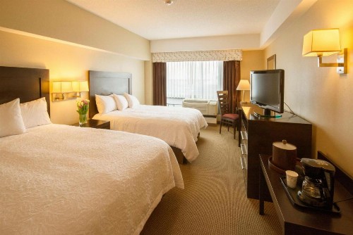 Hampton Inn & Suites Boston Crosstown Center - image 26
