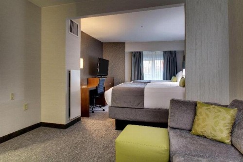 Best Western Plus Boston Hotel - image 36