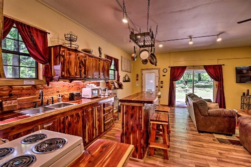 Royal Cabin: Outdoor Haven on Ouachita River! - image 7