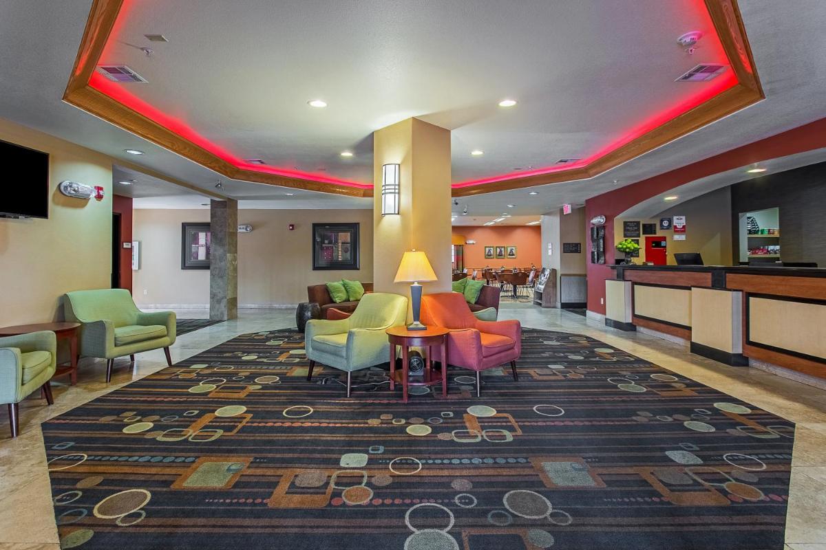 Hotel Ruidoso - image 2