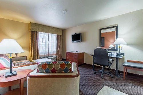 Hotel Ruidoso - image 32