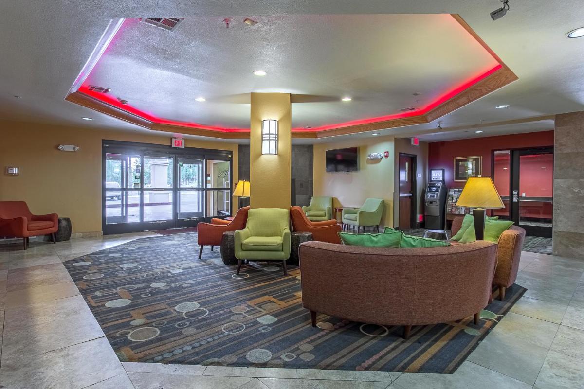 Hotel Ruidoso - image 4