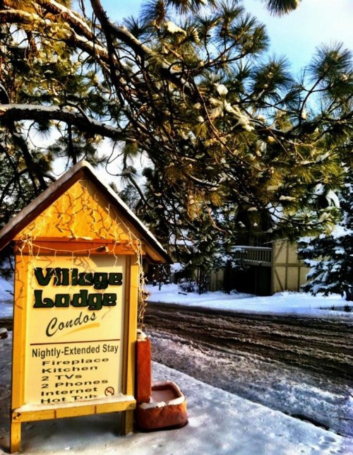 Village Lodge - image 33