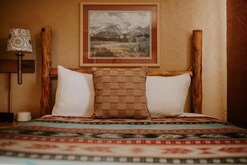 Sitzmark Chalet Inn - image 16