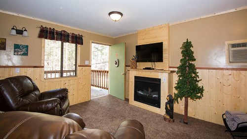 Upper Canyon Inn - image 12