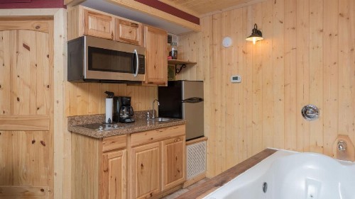 Upper Canyon Inn - image 24
