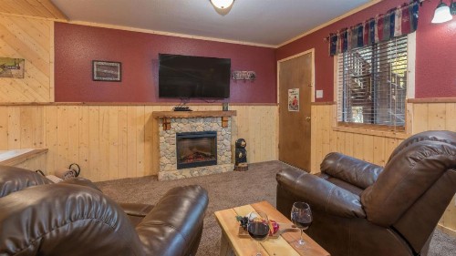 Upper Canyon Inn - image 25