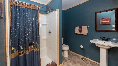 Upper Canyon Inn - image 27