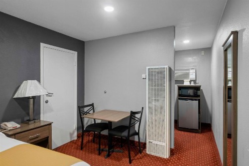 Budget Lodge - image 27