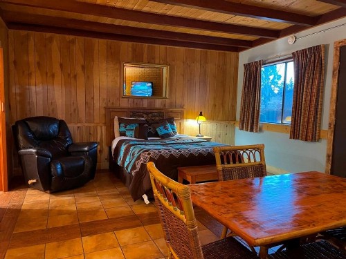 West Winds Lodge & Condos - image 21
