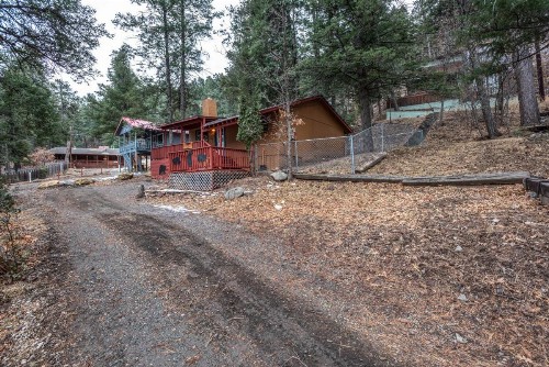 Whispering Pine Cabins- Bear Country-Upper Canyon - image 7