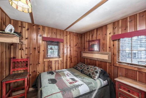 Lofty Pine - image 9