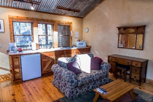 Riverside Cottage #22 - image 10