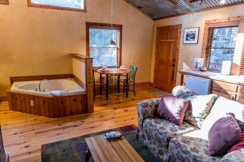 Riverside Cottage #22 - image 12