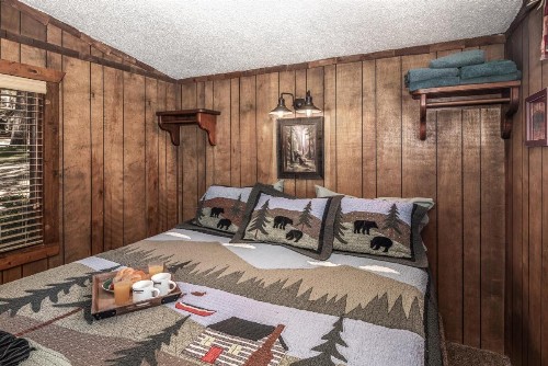 Canyon Cabins - image 9