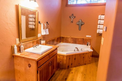 Riverside Cottage #25 - image 7
